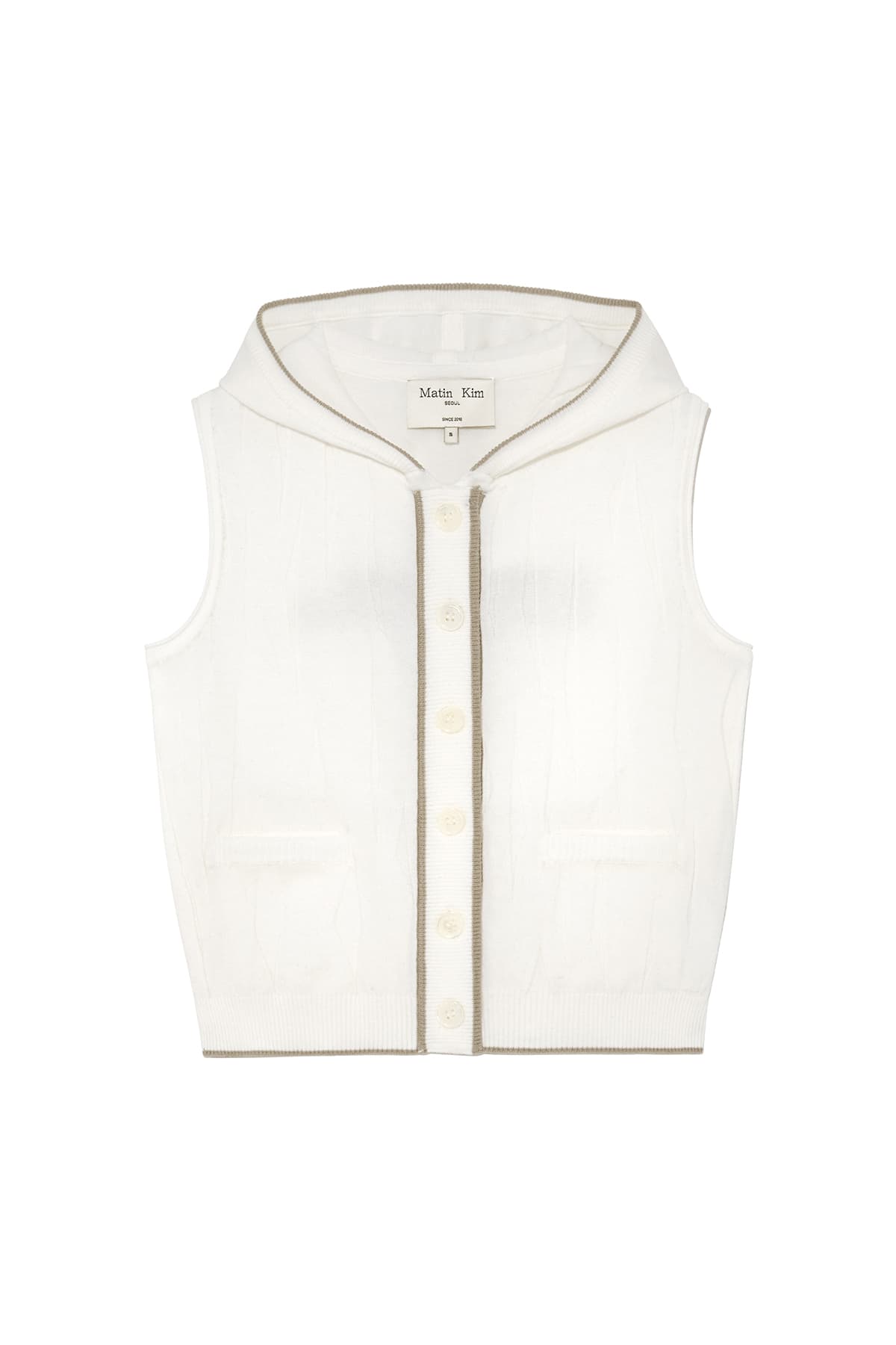 WRINKLE HOODY BUTTON KNIT VEST IN IVORY