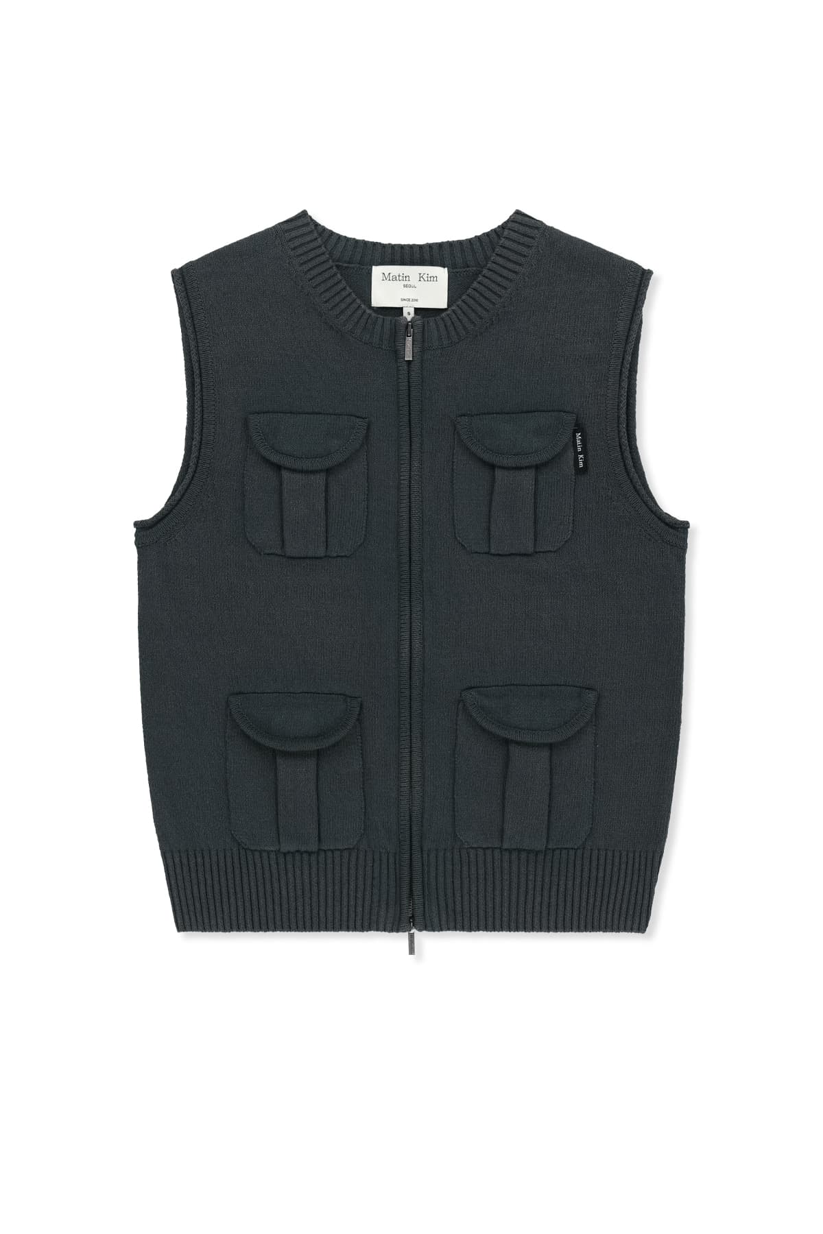 POCKET WASHED KNIT VEST IN CHARCOAL