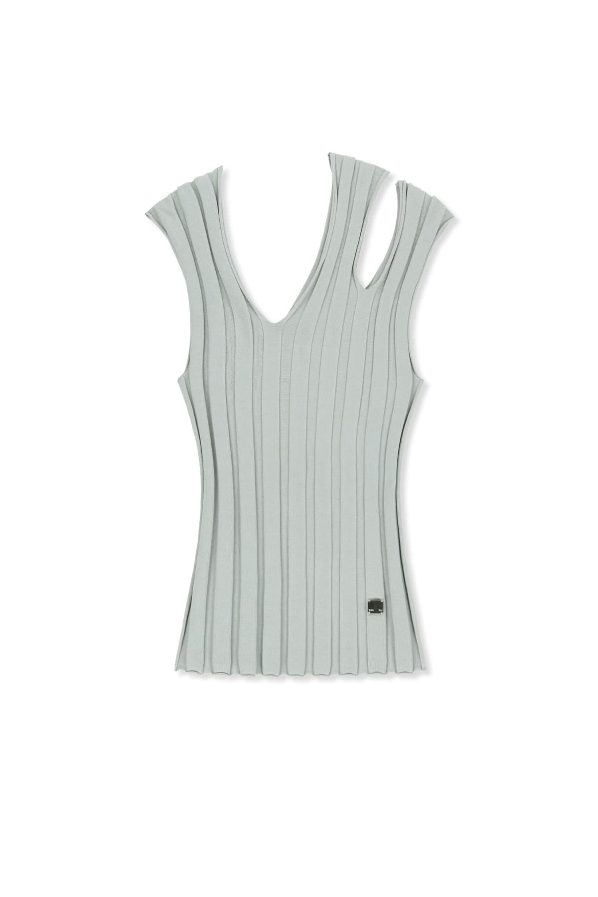 CUT OUT SLEEVELESS KNIT TOP IN LIGHT GREY